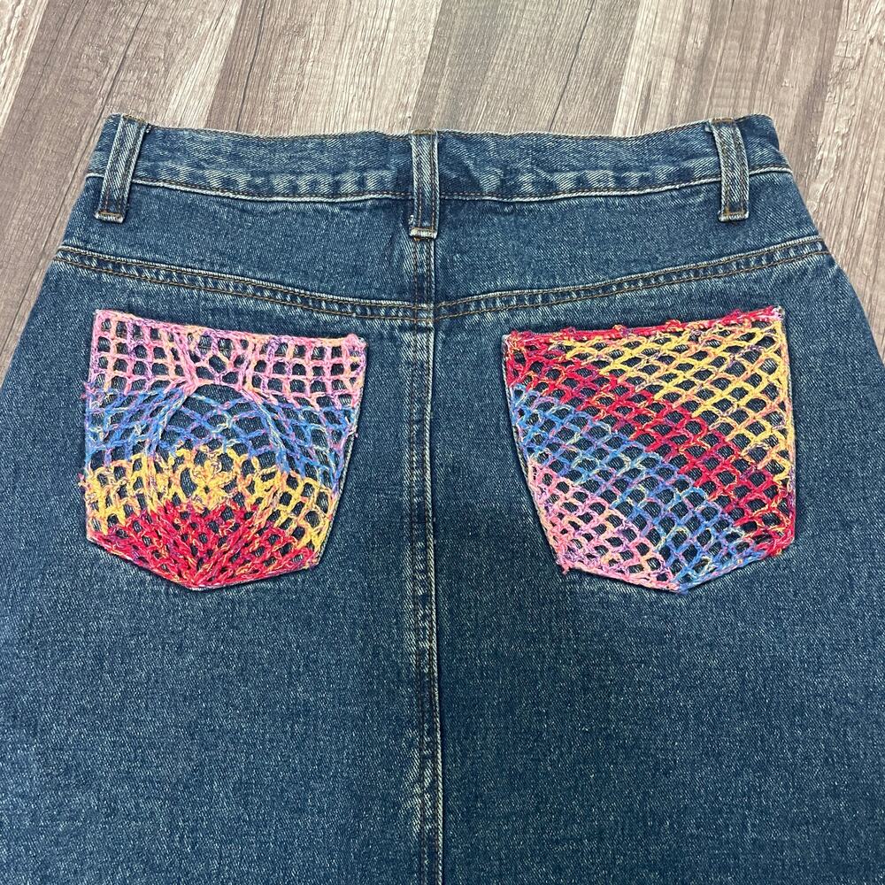 Vintage Patchwork Denim Midi Skirt – Women’s Size: 4 / W 13.5” | L 28” - Picture 5 of 7